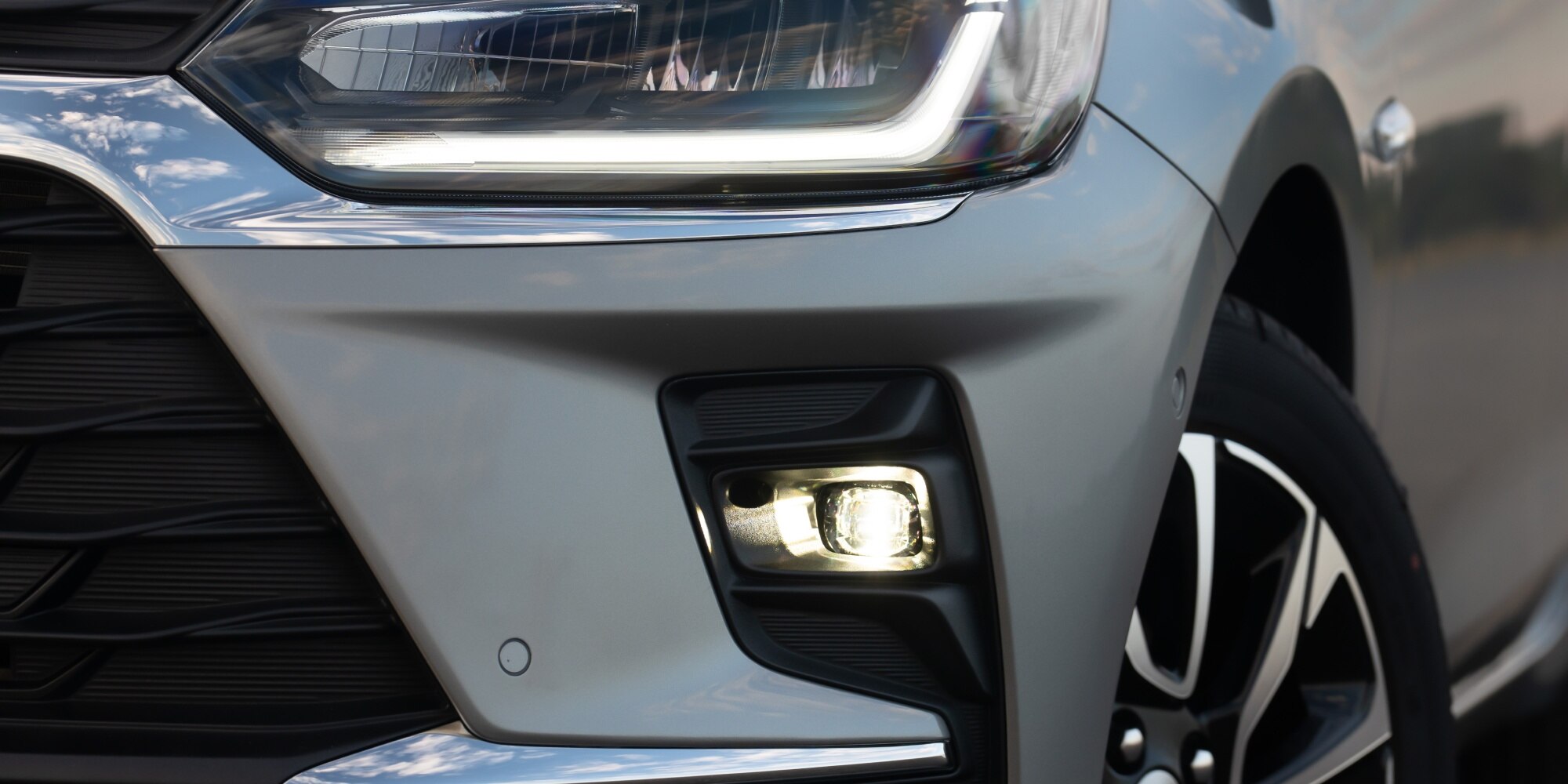 Confira o farol dianteiro em led do Onix Plus 2027